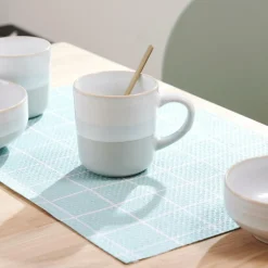 JESSIE WHITE Taza Blanco